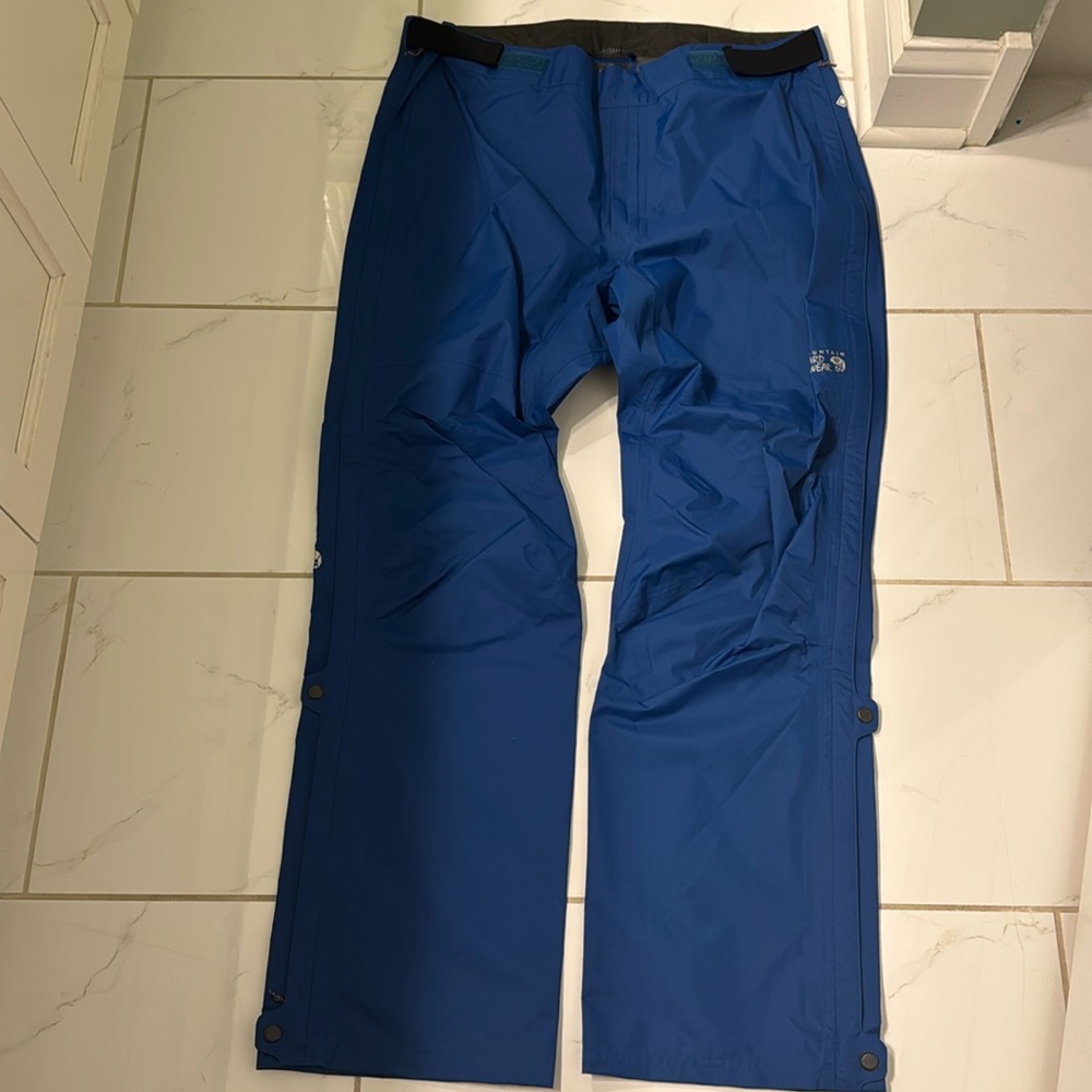 Men’s Mountain Hardware Gore-Tex Pants